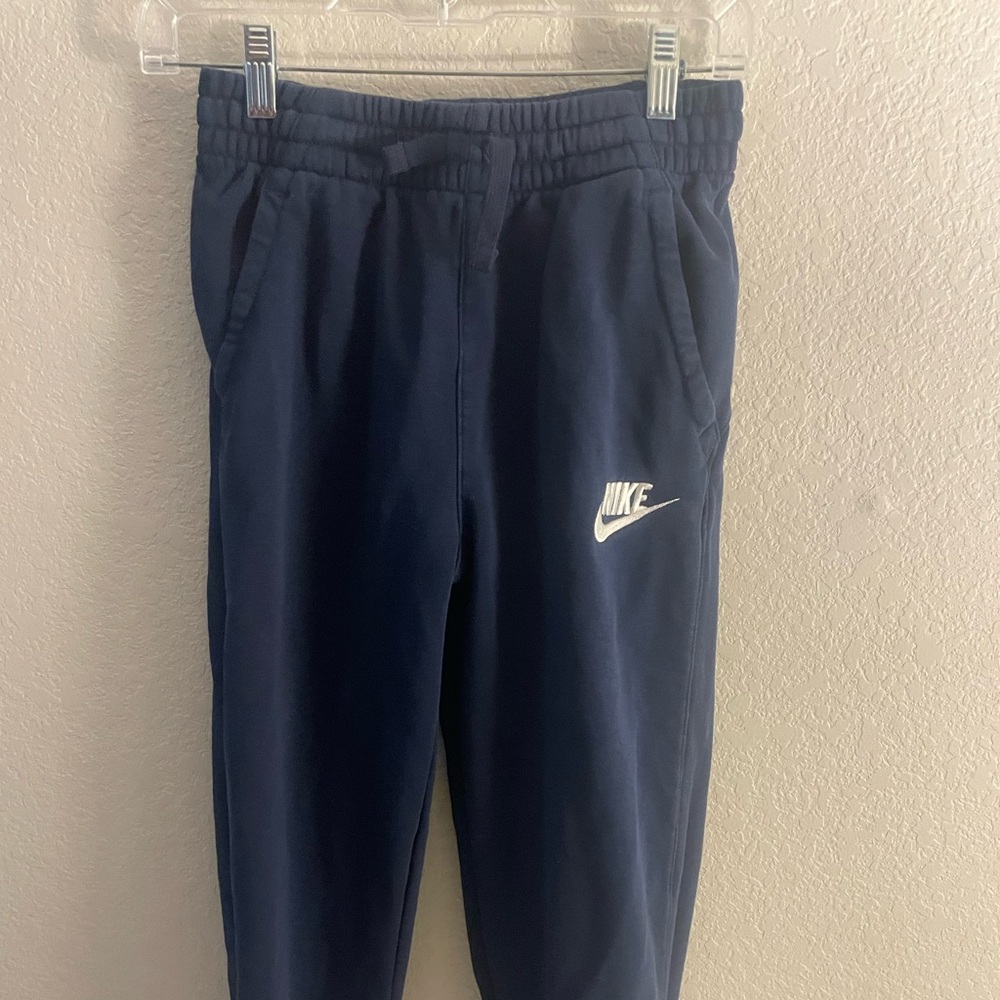 Youth xl Nike sweats